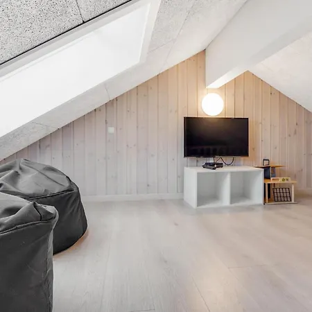 Dom wakacyjny Cozy In With Sauna Stege